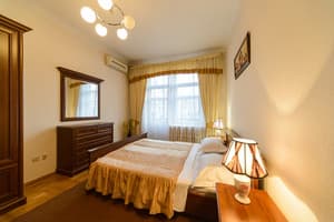 Квартира Best Rent. Квартира на площади Льва Толстого 16