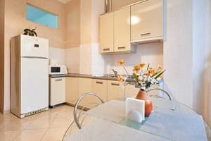 Квартира Home Hotel ул. Крещатик, 27. Апартаменты 4-местный Двухкомнатная квартира, ул. Крещатик, 27 14