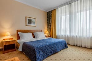 Отель Национальный