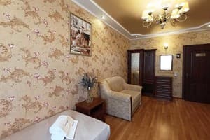 Апарт-готель Poznyakoff Aparthotel. Економ двомісний 368 9