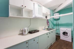 В центре Киева по ул.Саксаганского 4